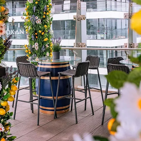 Novotel London Canary Wharf-3